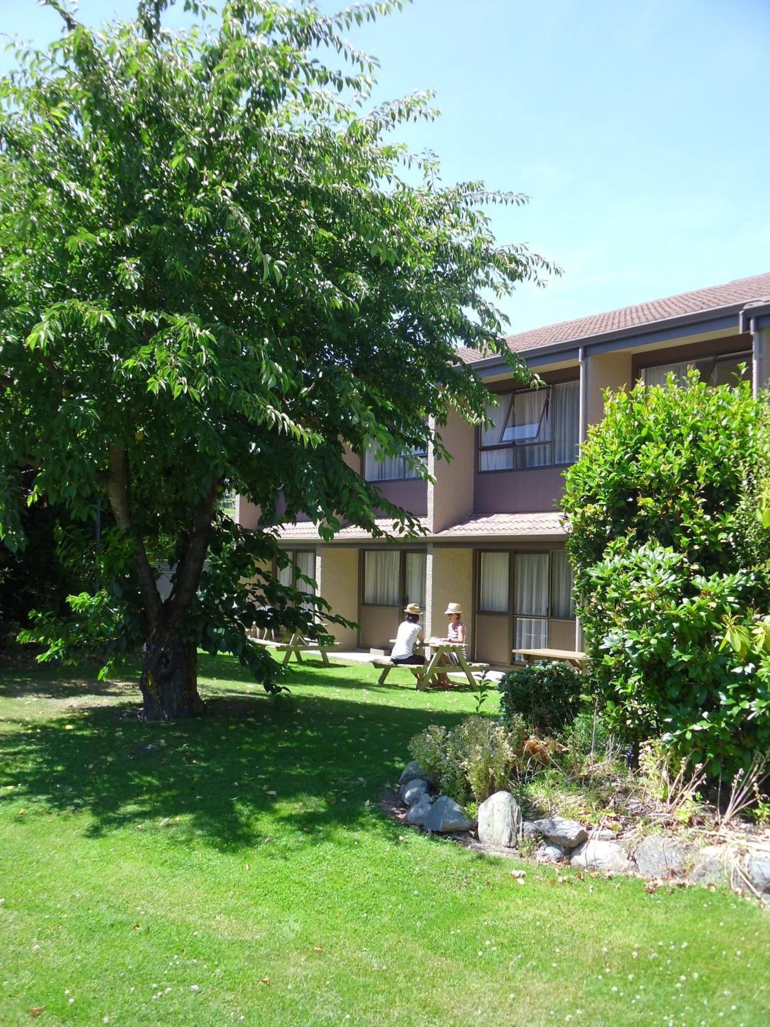 Fairway Motel & Apartments Wanaka Eksteriør billede